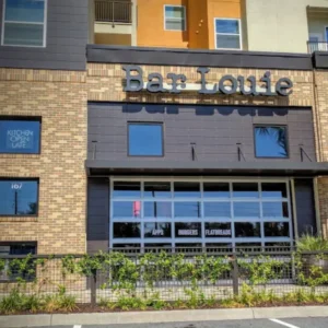 Bar Louie UCF